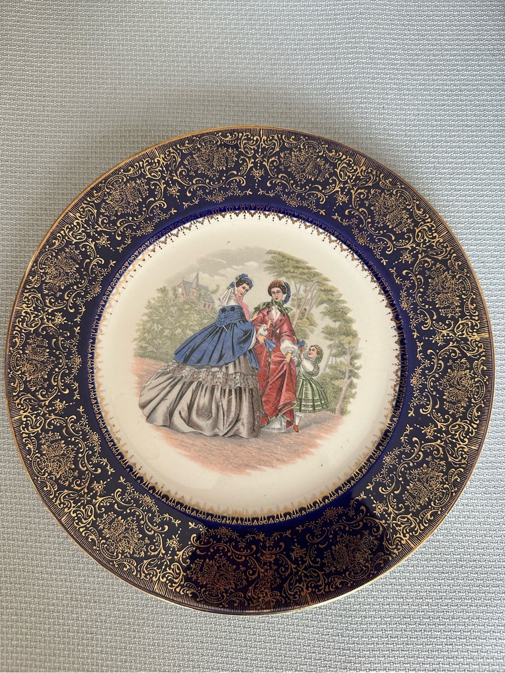 Vintage Salem China Cobalt Blue & 23k Gold Victorian Imperial Service Plate 11”